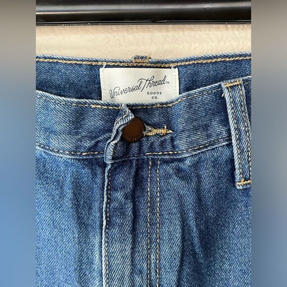 Women's High-Rise Wide Leg Denim Cargo Pants - Universal Thread Medium Wash #250 - Picture 4 of 12
